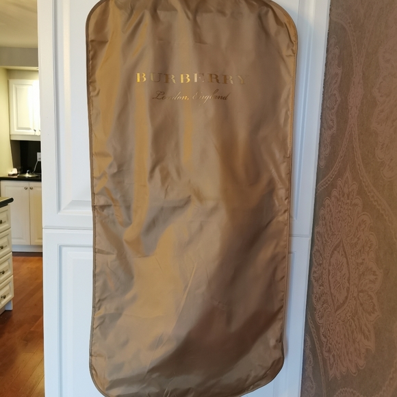 BNWT Burberry 100% cashmere double breast coat - Picture 16 of 16